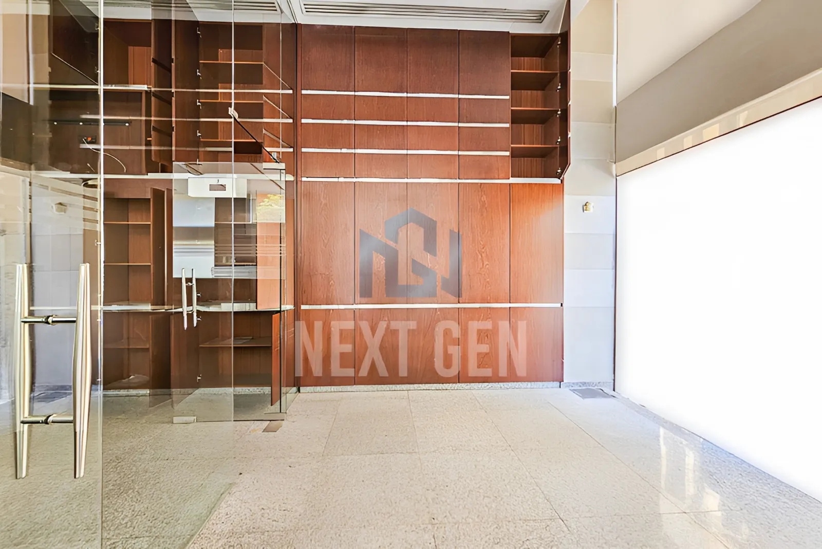 Shop for Rent in Downtown