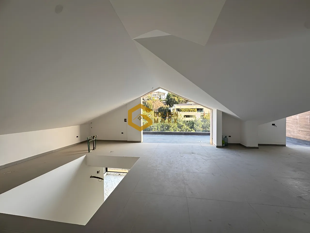 Apartment for Sale in Baabdat