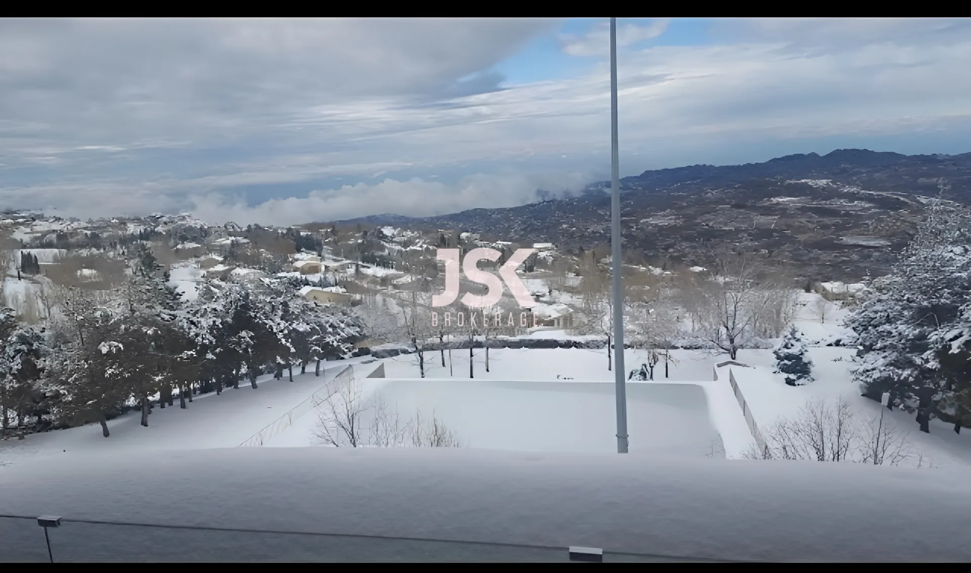 Chalet for Sale in Kafr