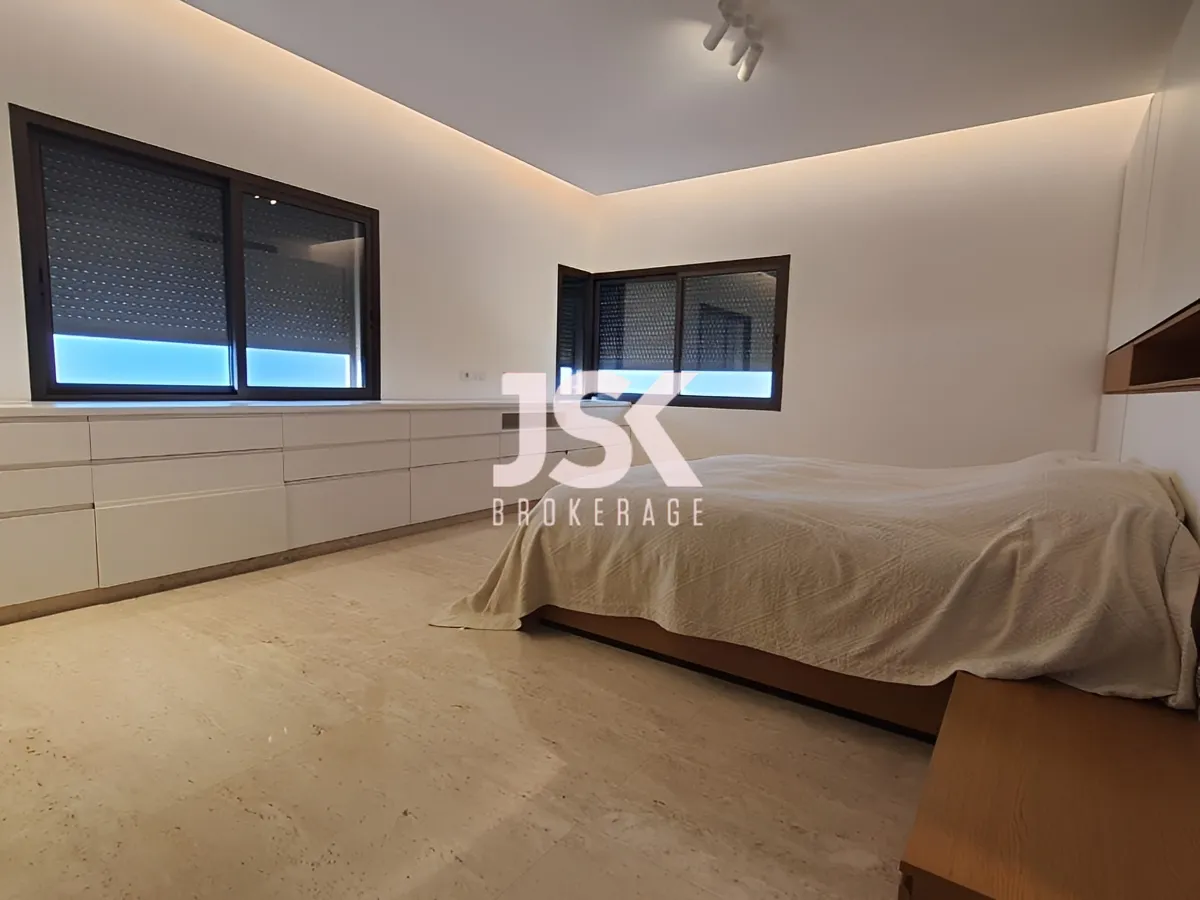 Penthouse for rent in Adma w Dafnah