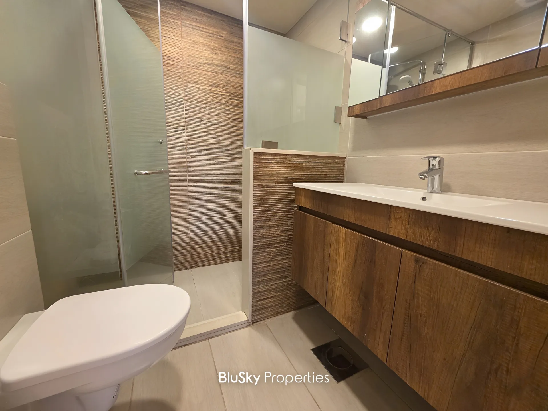 Apartment for rent in Ain saadeh, lebanon - 3 bed, 4.0 bath