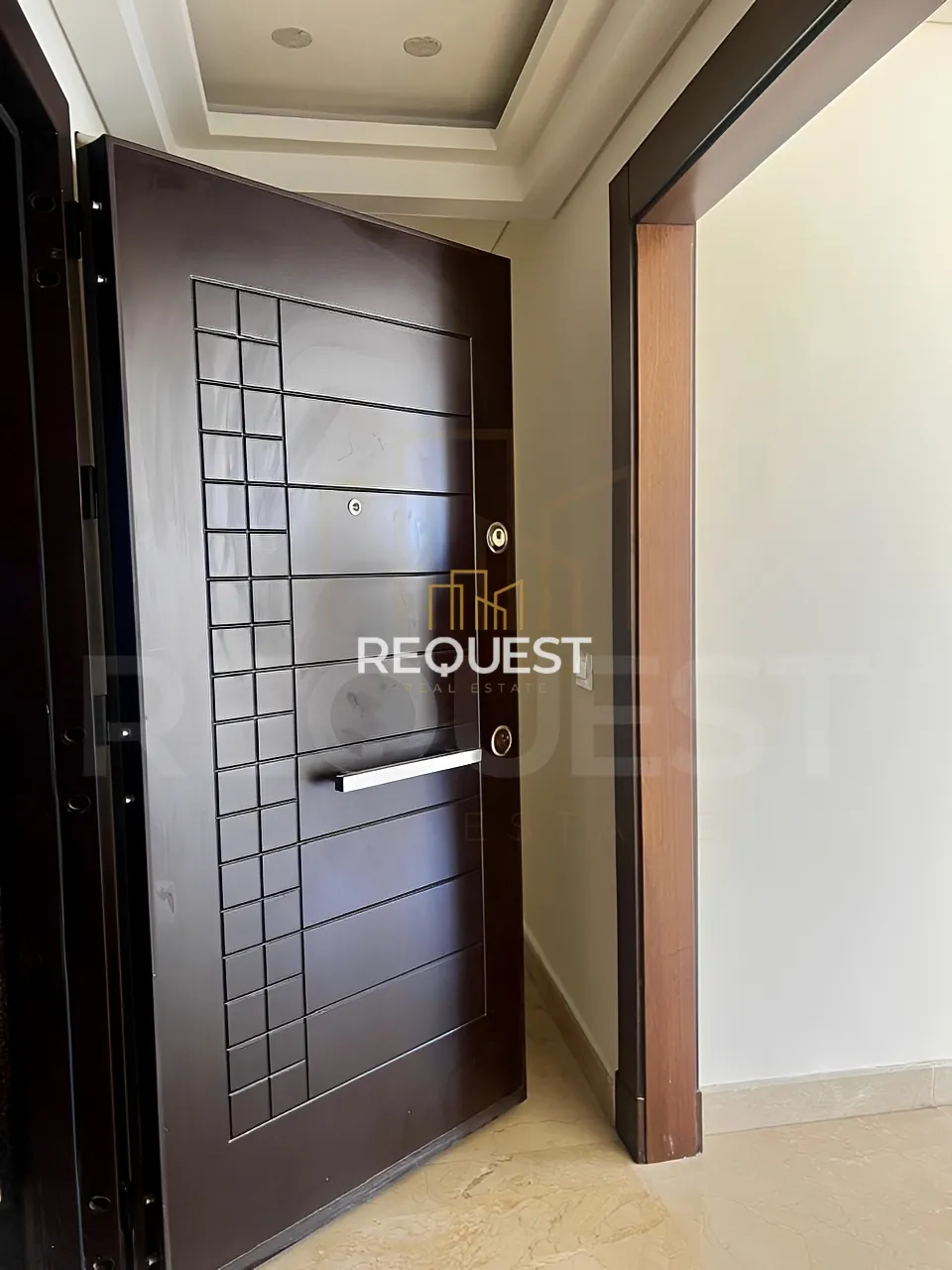 Apartment for rent in Spears, beirut, lebanon