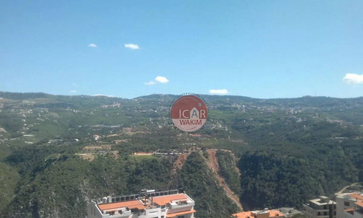 Apartment for Sale in Ballouneh