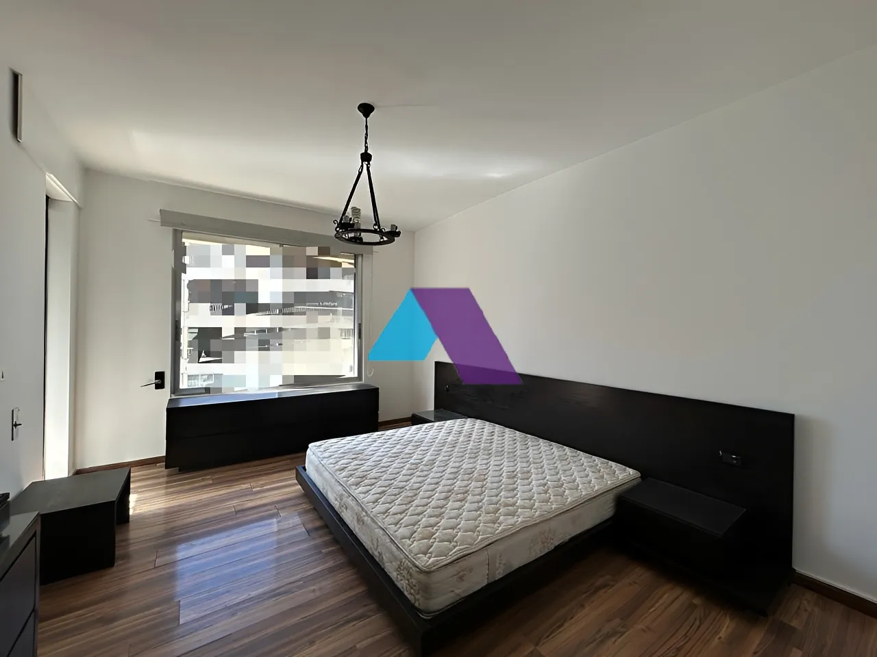 Apartment for Sale in Verdun