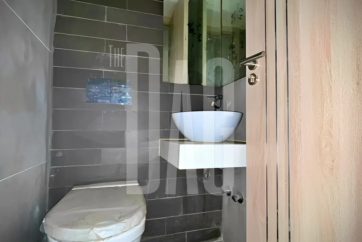 Apartment for Sale in Sioufi, Bayrut, Lebanon