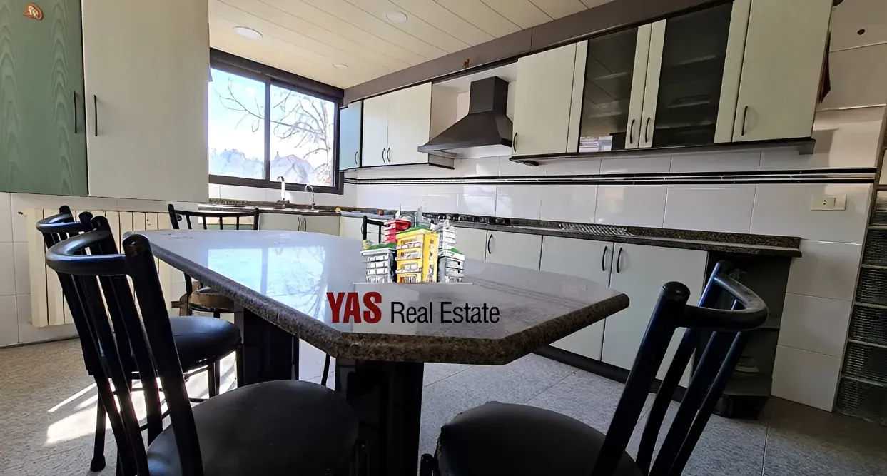 Apartment for Rent in Ballouneh