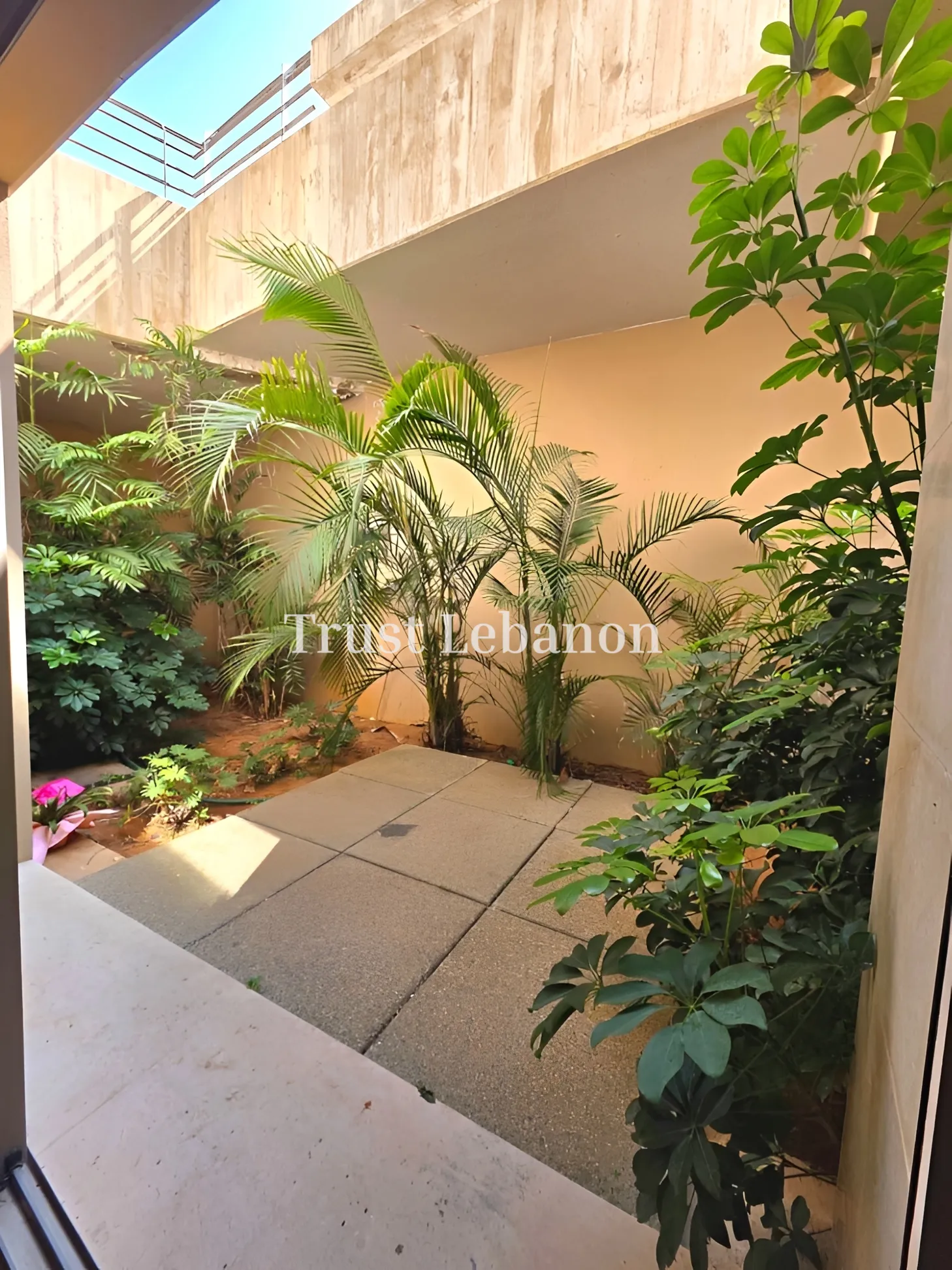 Apartment for sale in Louaizeh, Lebanon