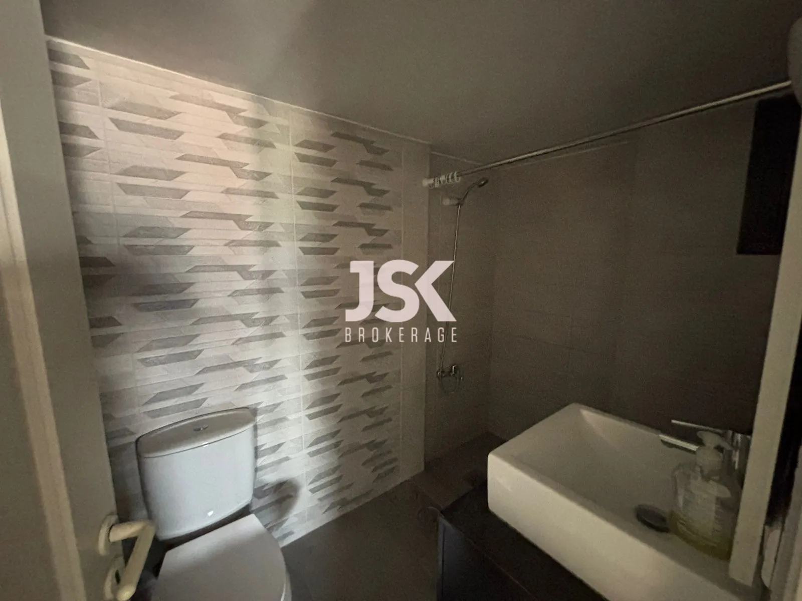 Apartment for Rent in Mazraat Yachoua