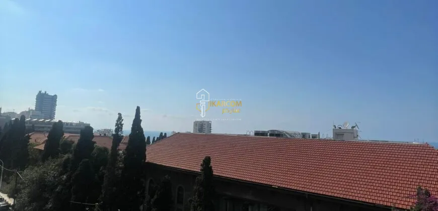 Apartment for rent in Ain Al Mraiseh, Beirut, Lebanon