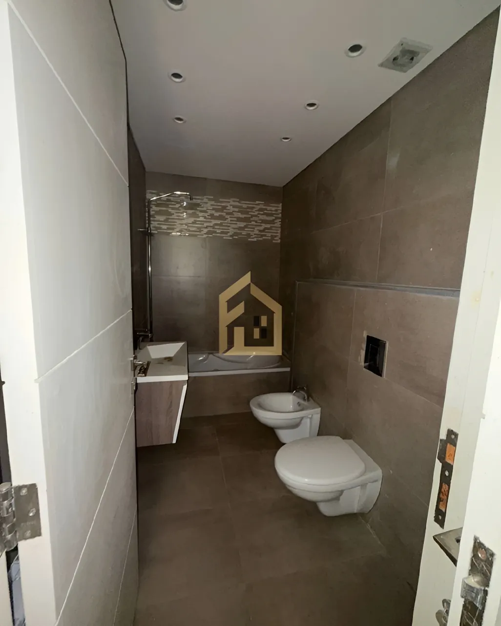 Apartment for sale in Rabweh, Bayrut, Lebanon