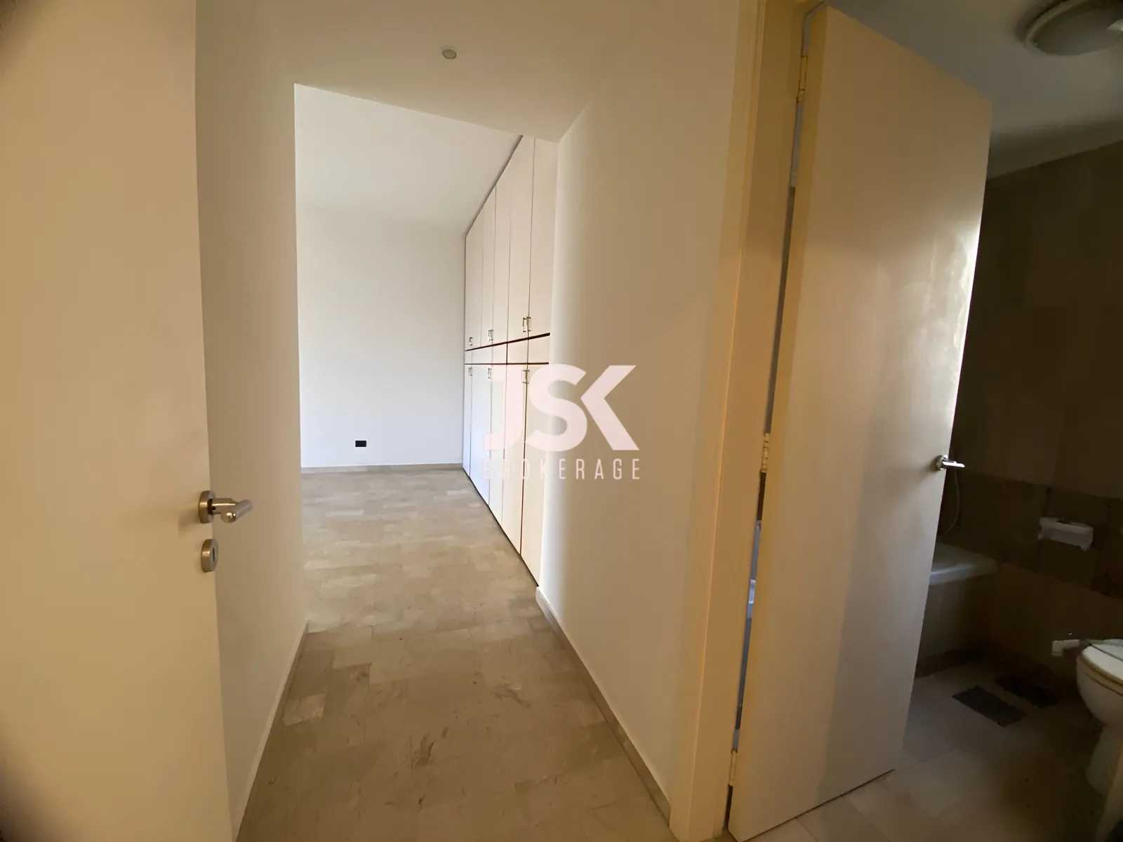 Apartment for Sale in Verdun