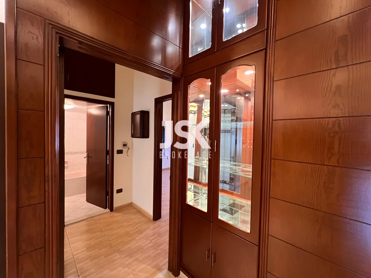 Apartment for Sale in Maghdoucheh