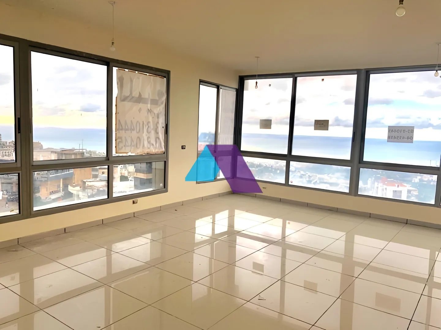 Office for Sale in Beit El Kiko