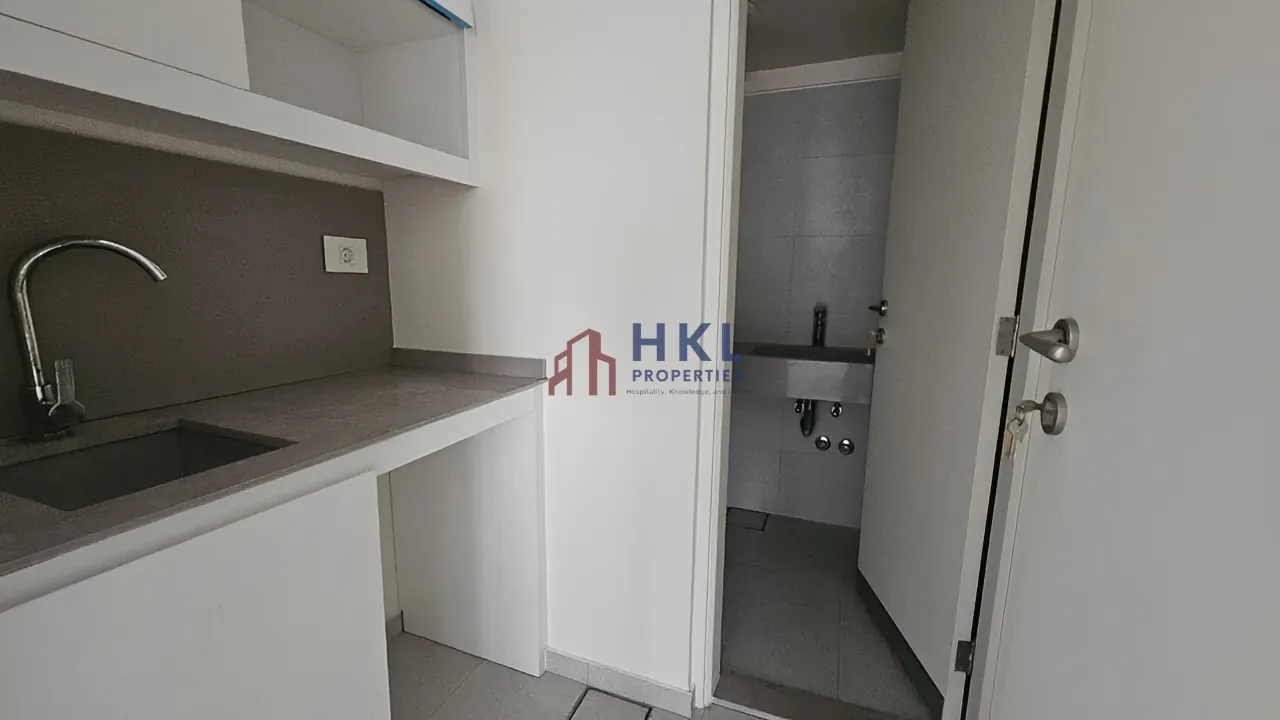 Office for rent in Hamra, Beirut, Lebanon