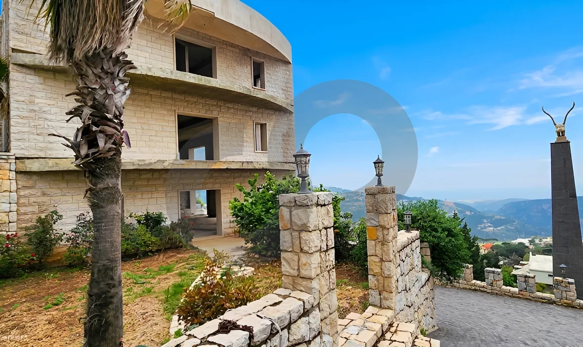Villa for Sale in Bikfaiya - 4 bed, 8 bath