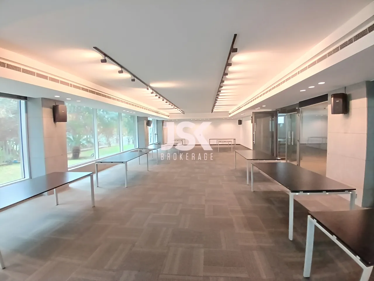 Office for Rent in Horch Tabet