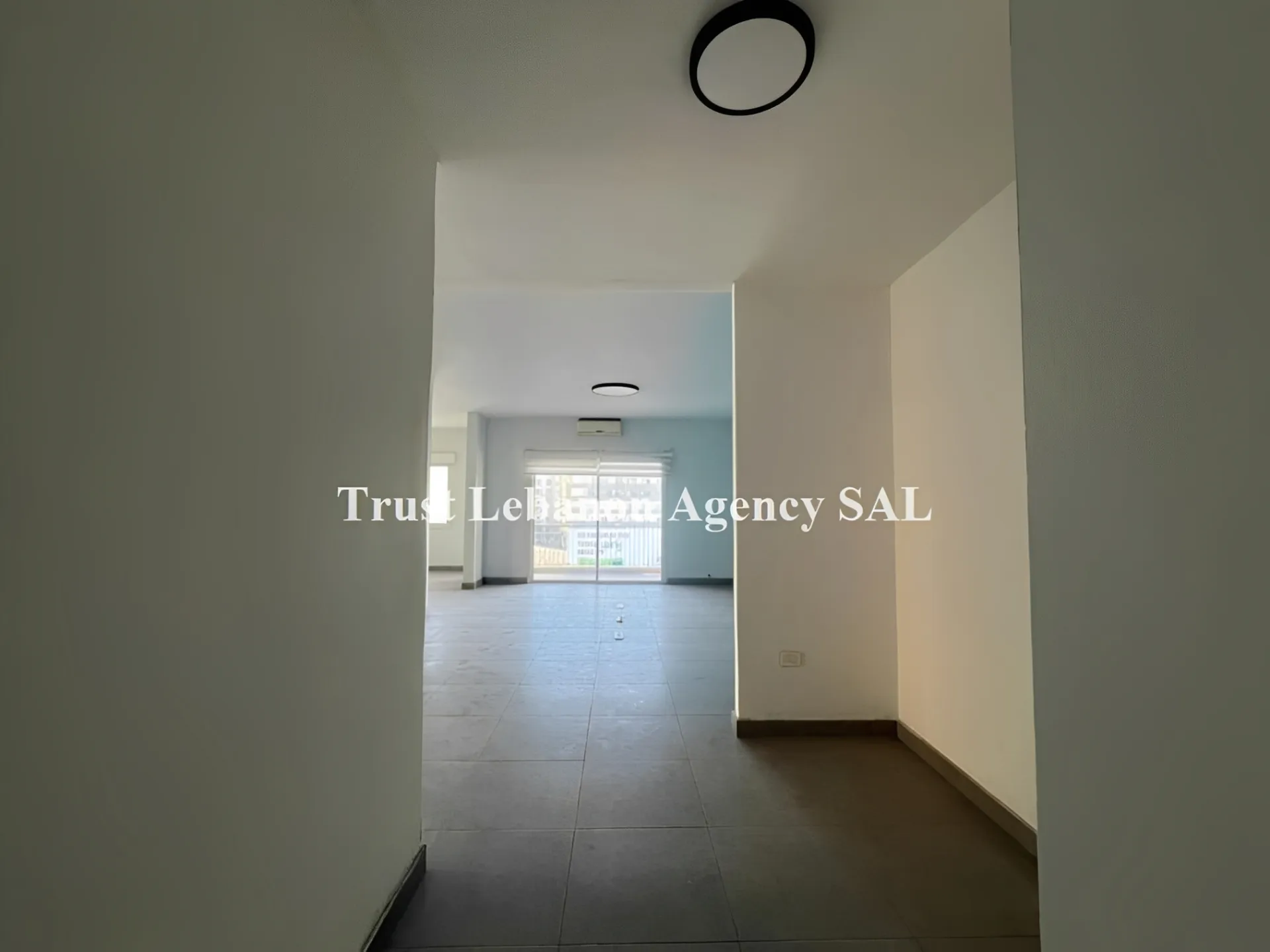 Office for sale in Metn, Antelias
