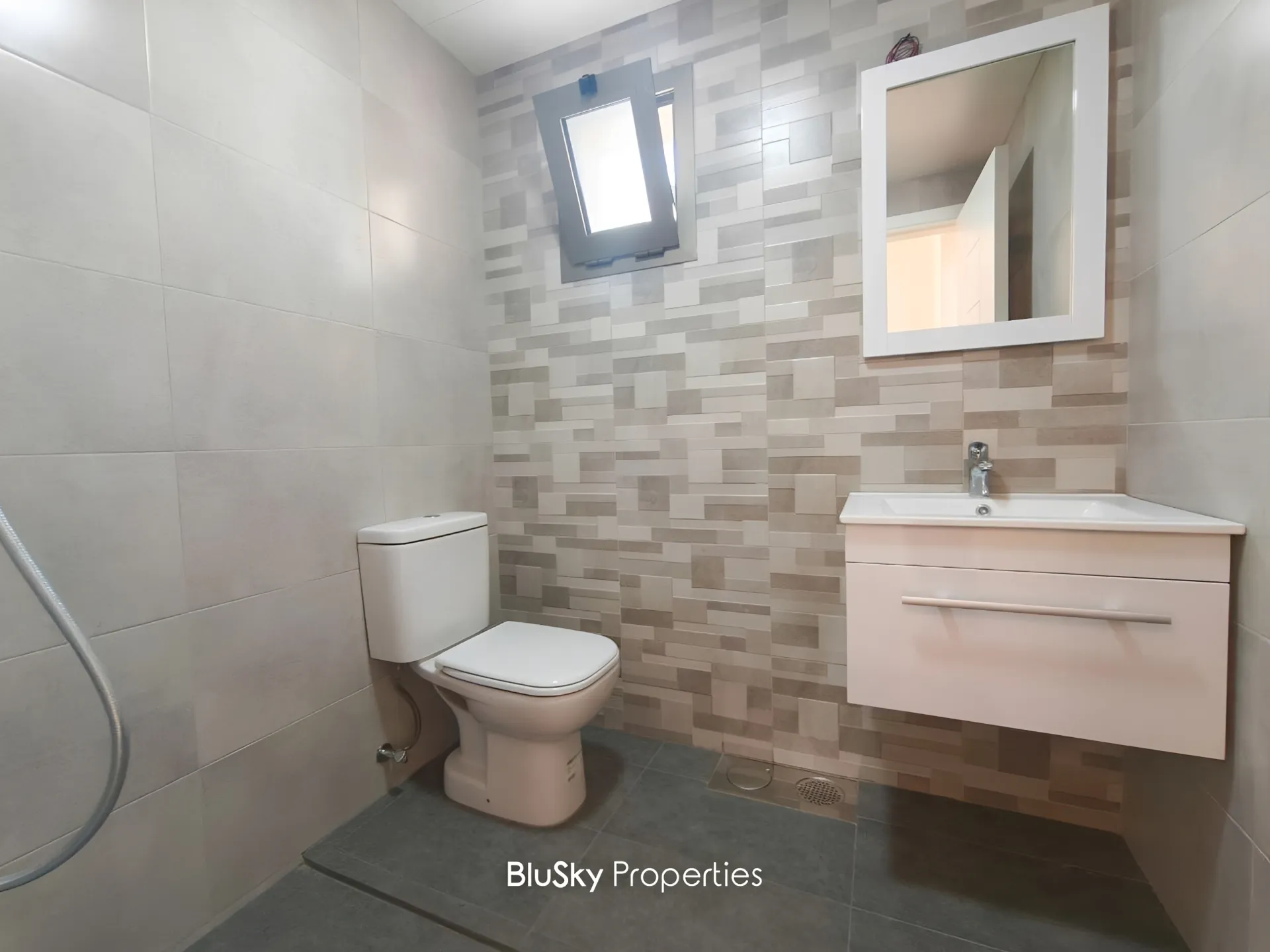 Apartment for sale in Haret sakher, lebanon