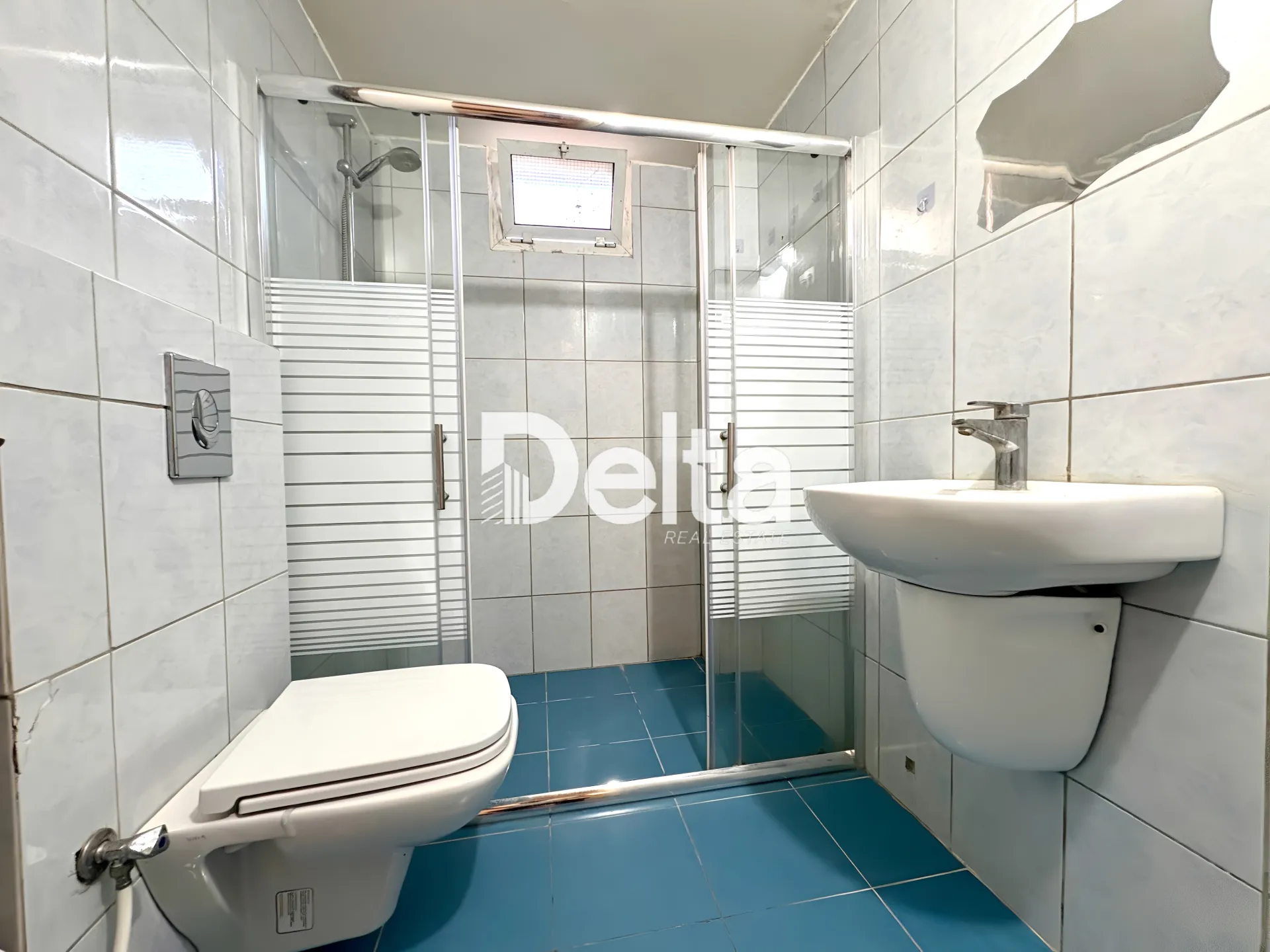 Apartment for rent in Kraytem