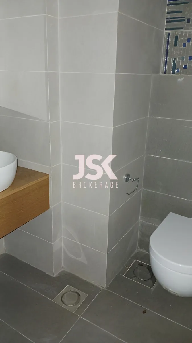 Office for rent in Antelias