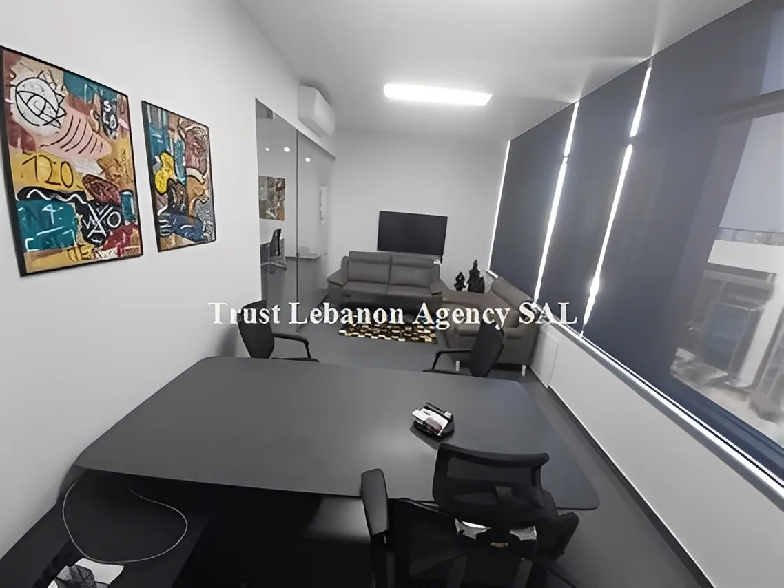 Office for rent in Metn, Dekweneh