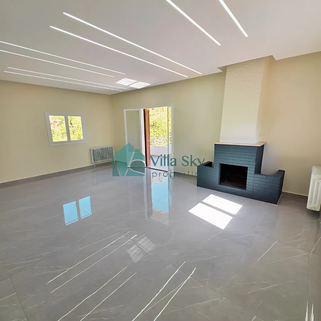 Apartment for Sale in Baabdat, Lebanon - 3 bed, 2 bath