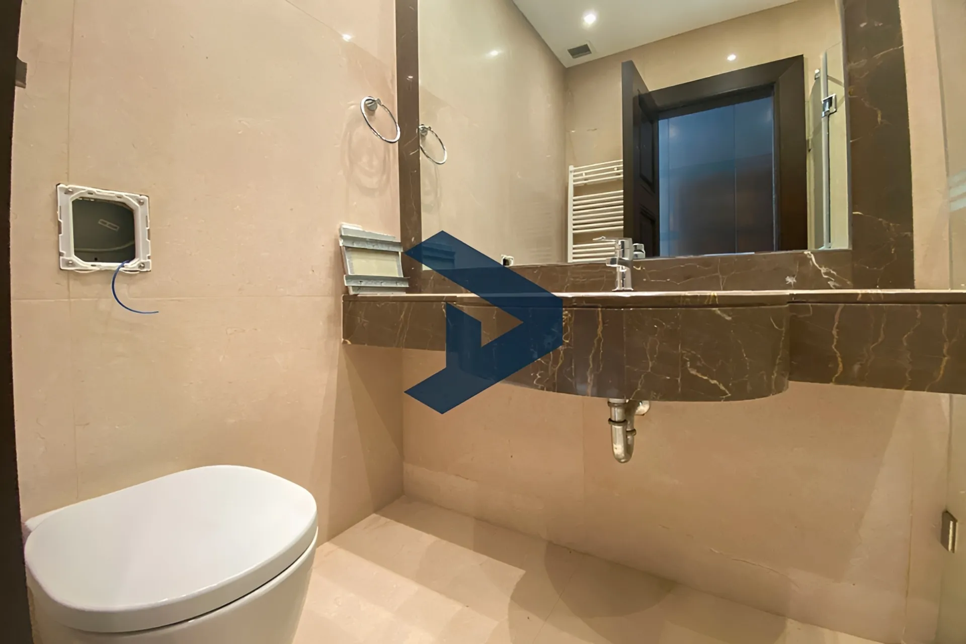 Apartment for rent in Ras Beirut, Beirut, Lebanon
