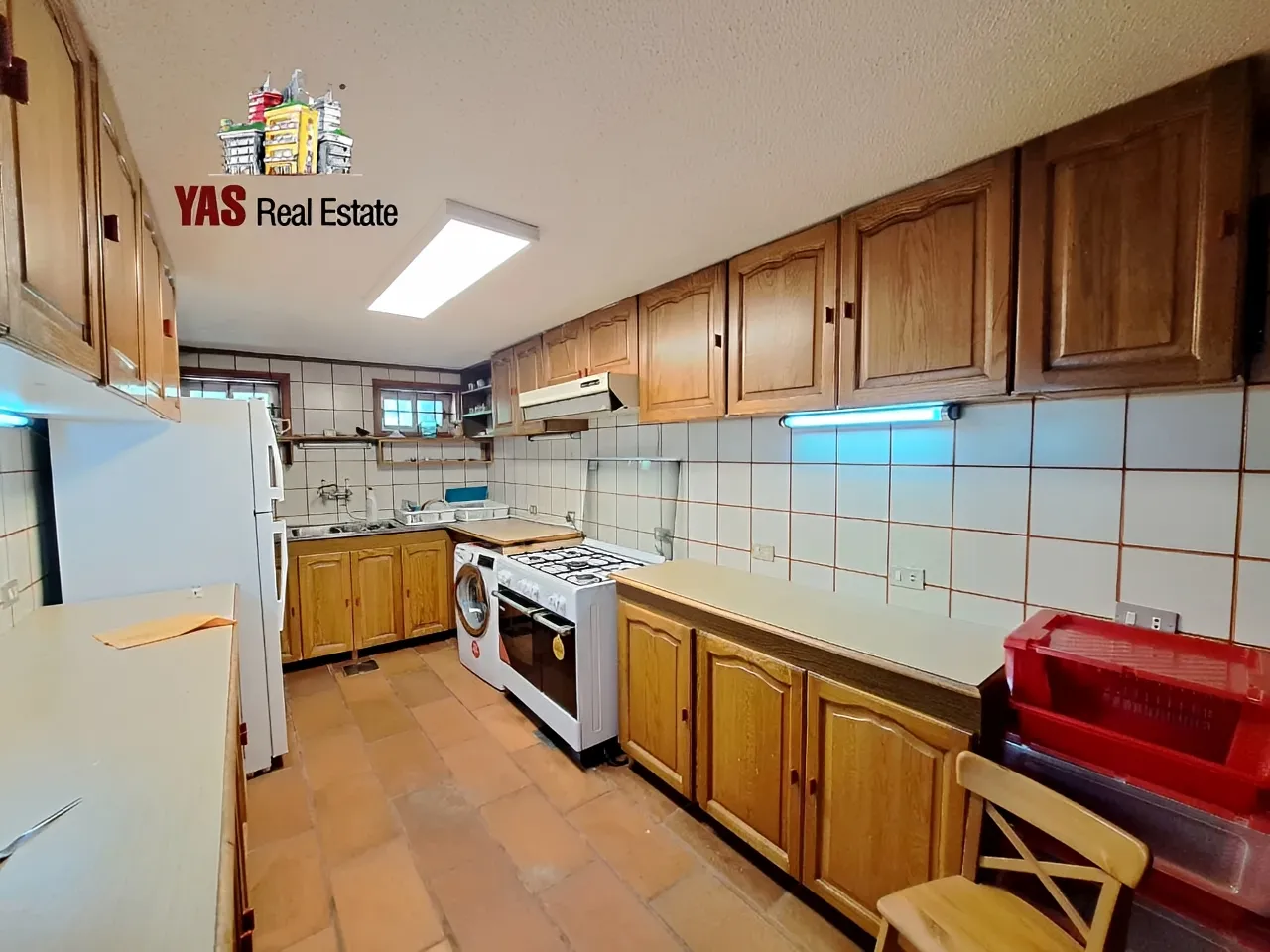 Chalet for rent in Aayoun El Siman - 5 bed, 3 bath