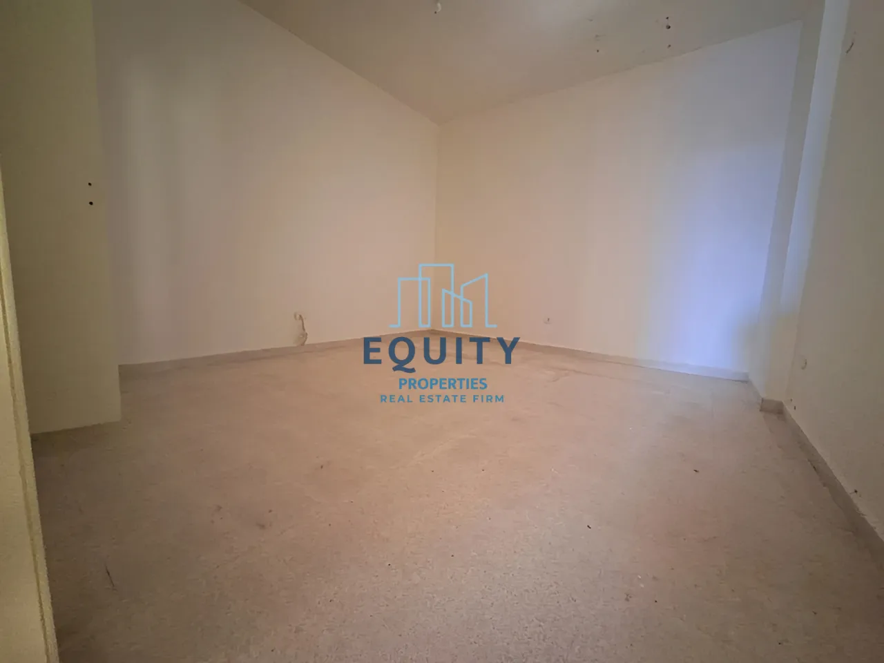 Apartment for sale in Adma w Dafnah, Lebanon - 3 bed, 2 bath