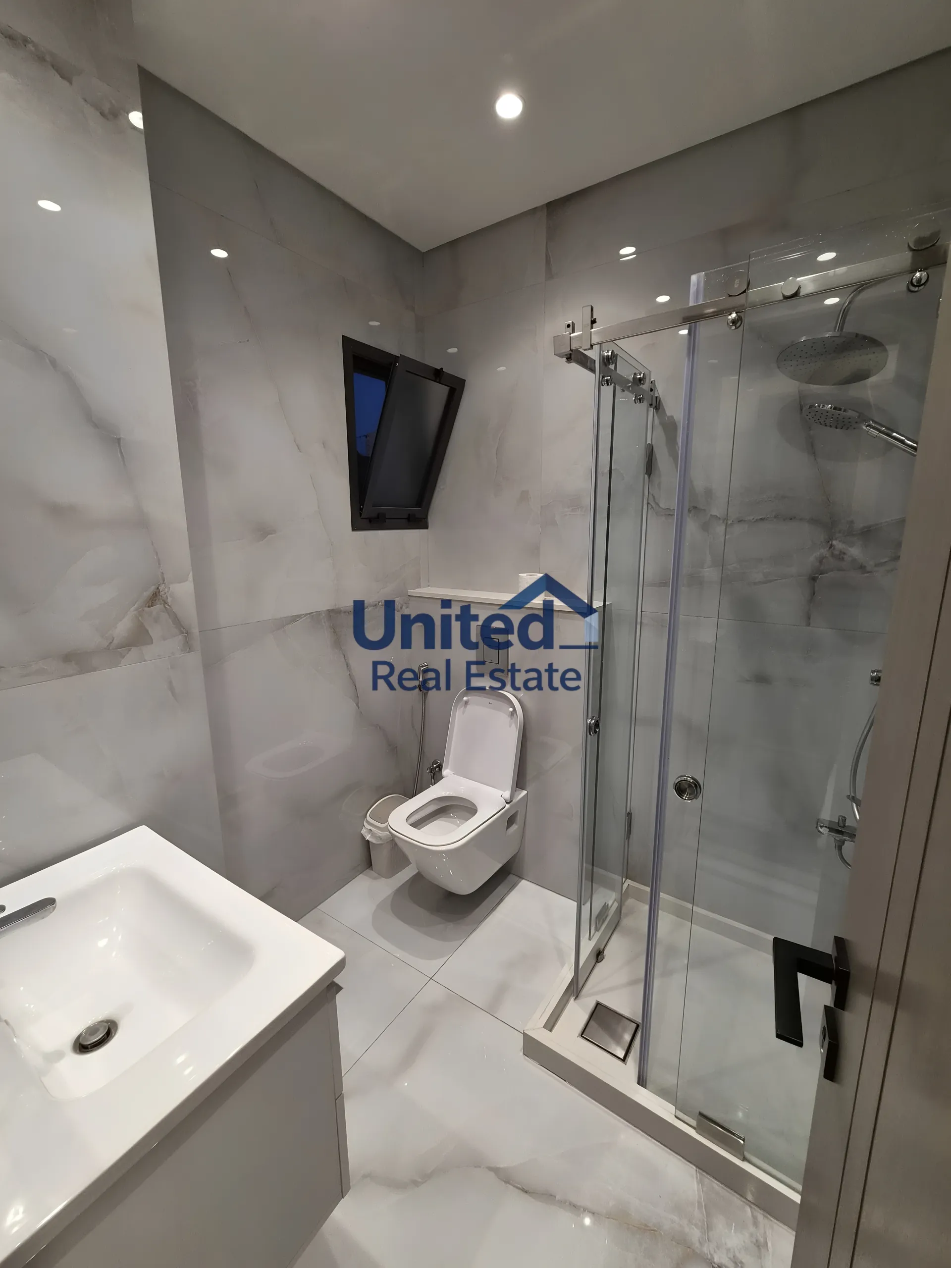 Apartment for rent in Achrafieh