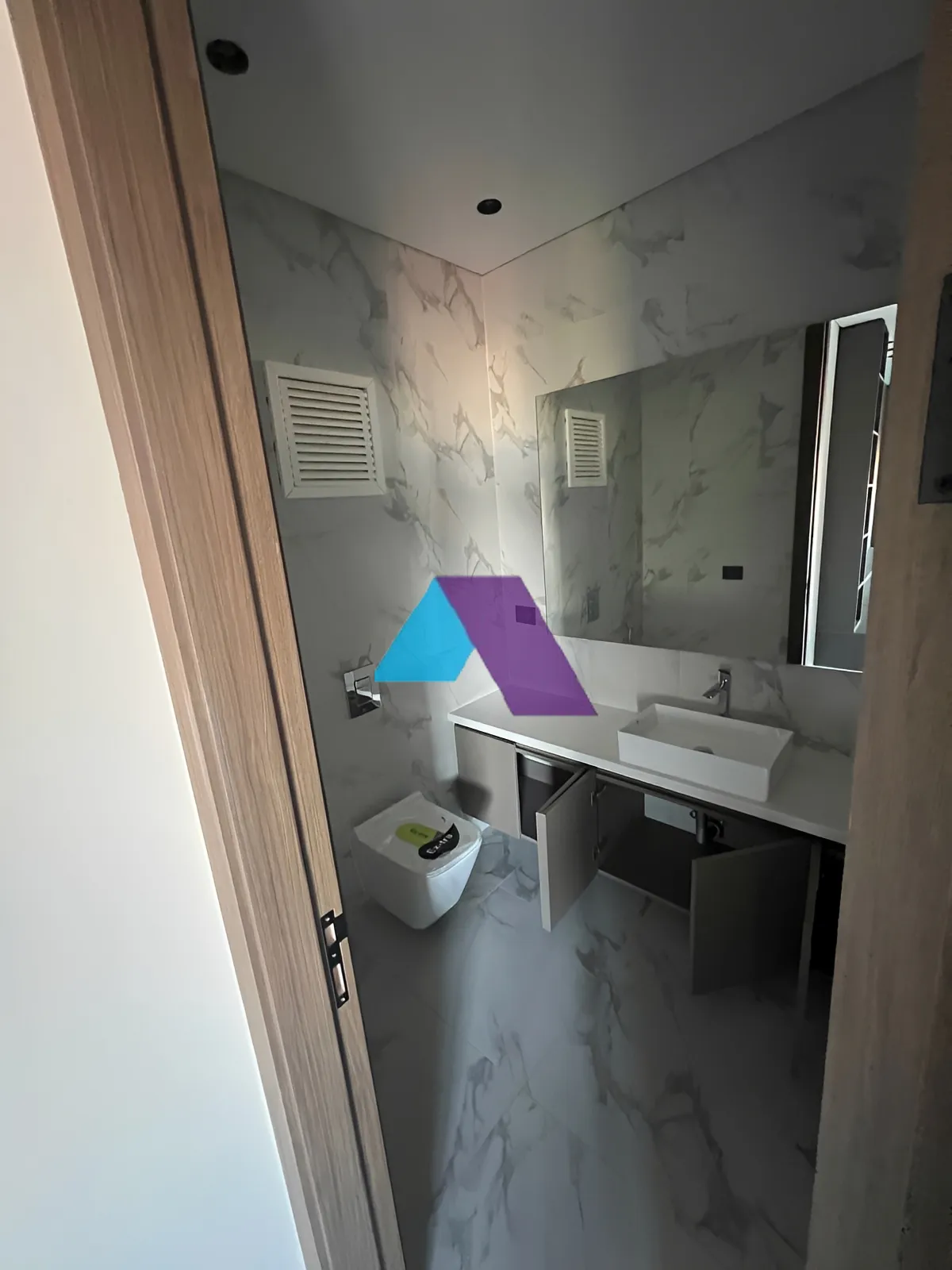Apartment for Sale in Ain Saadeh