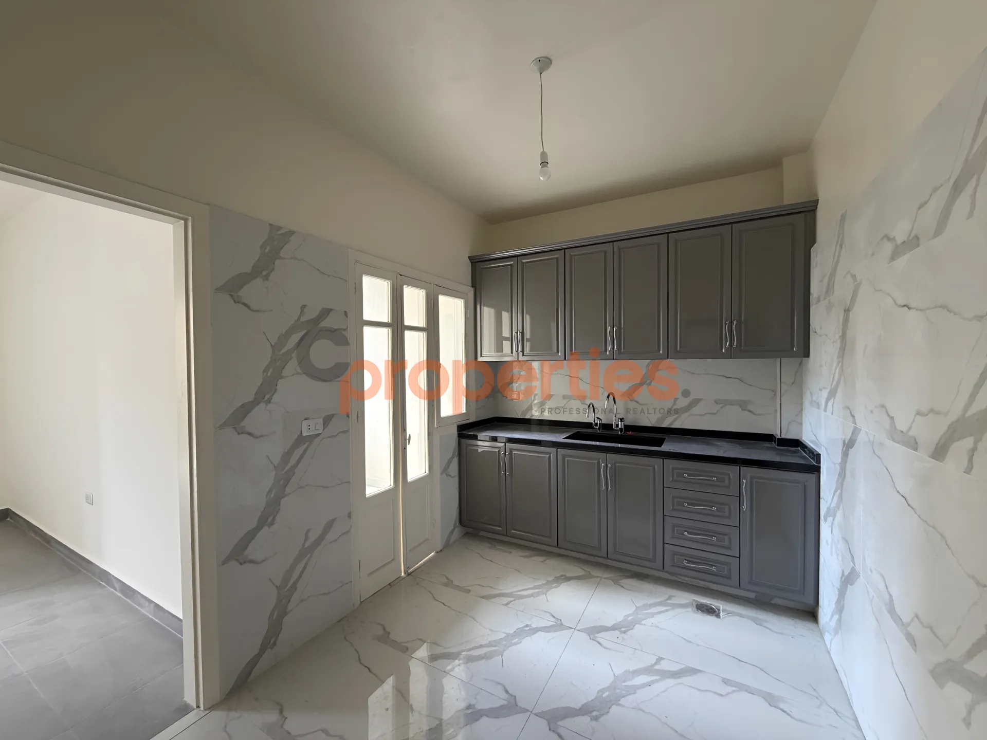 Apartment for Rent in Baouchriyeh