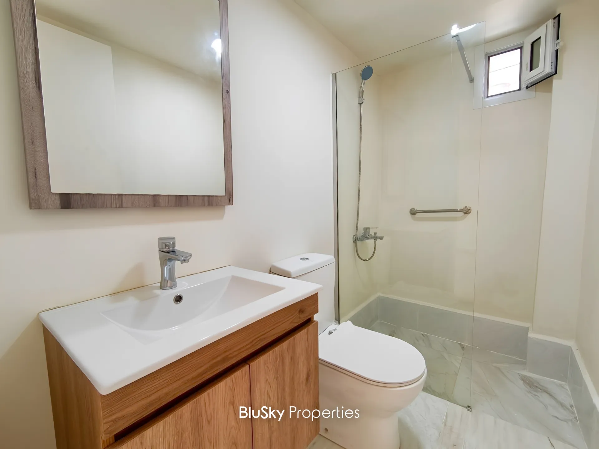 Apartment for rent in Antelias