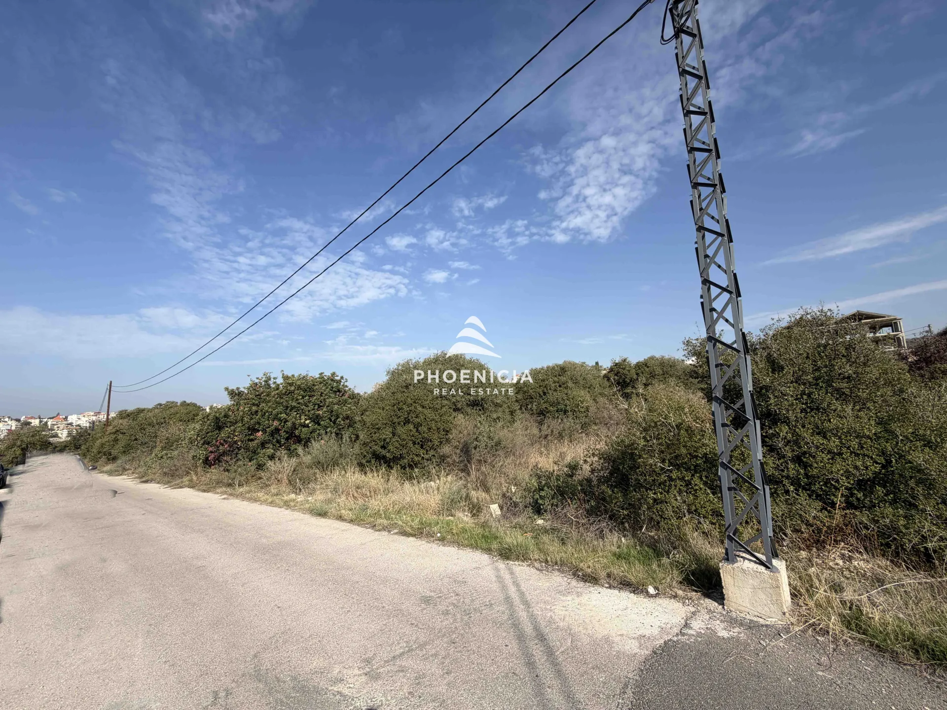 Land for Sale in Edde