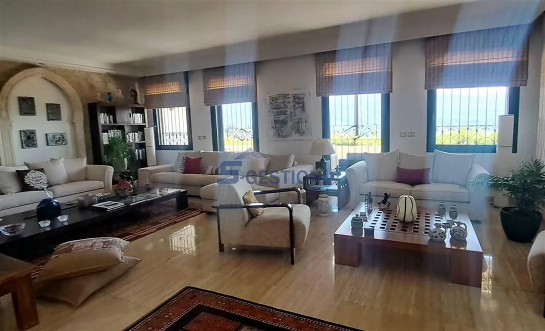 Apartment for Sale in Yarzeh - 4 bed, 5 bath
