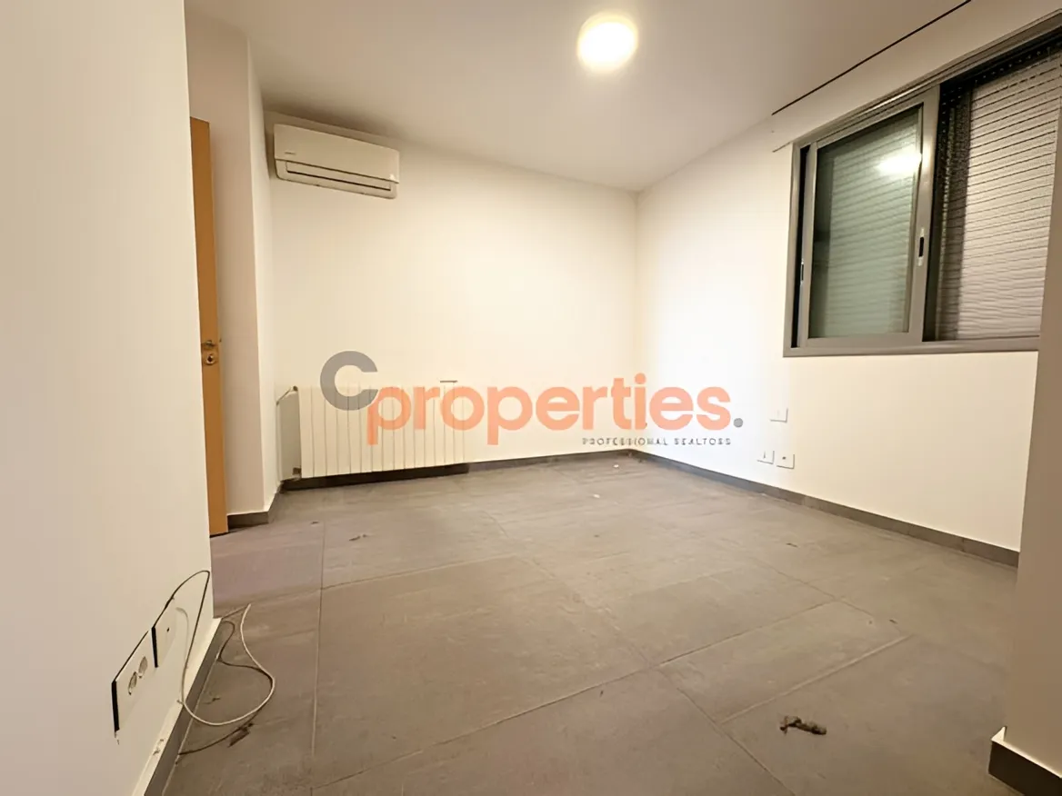 Apartment for Rent in Louaizeh