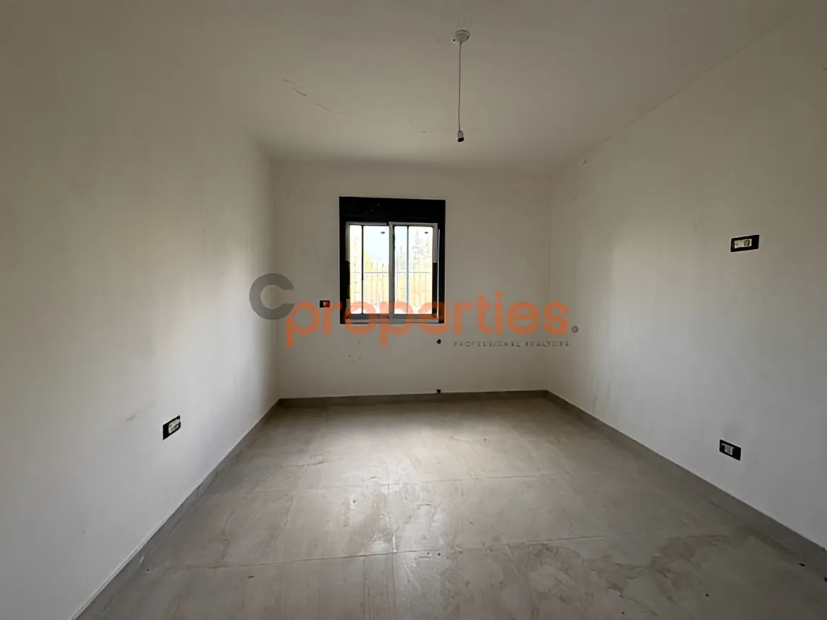 Apartment for Sale in Cornet Chahwan