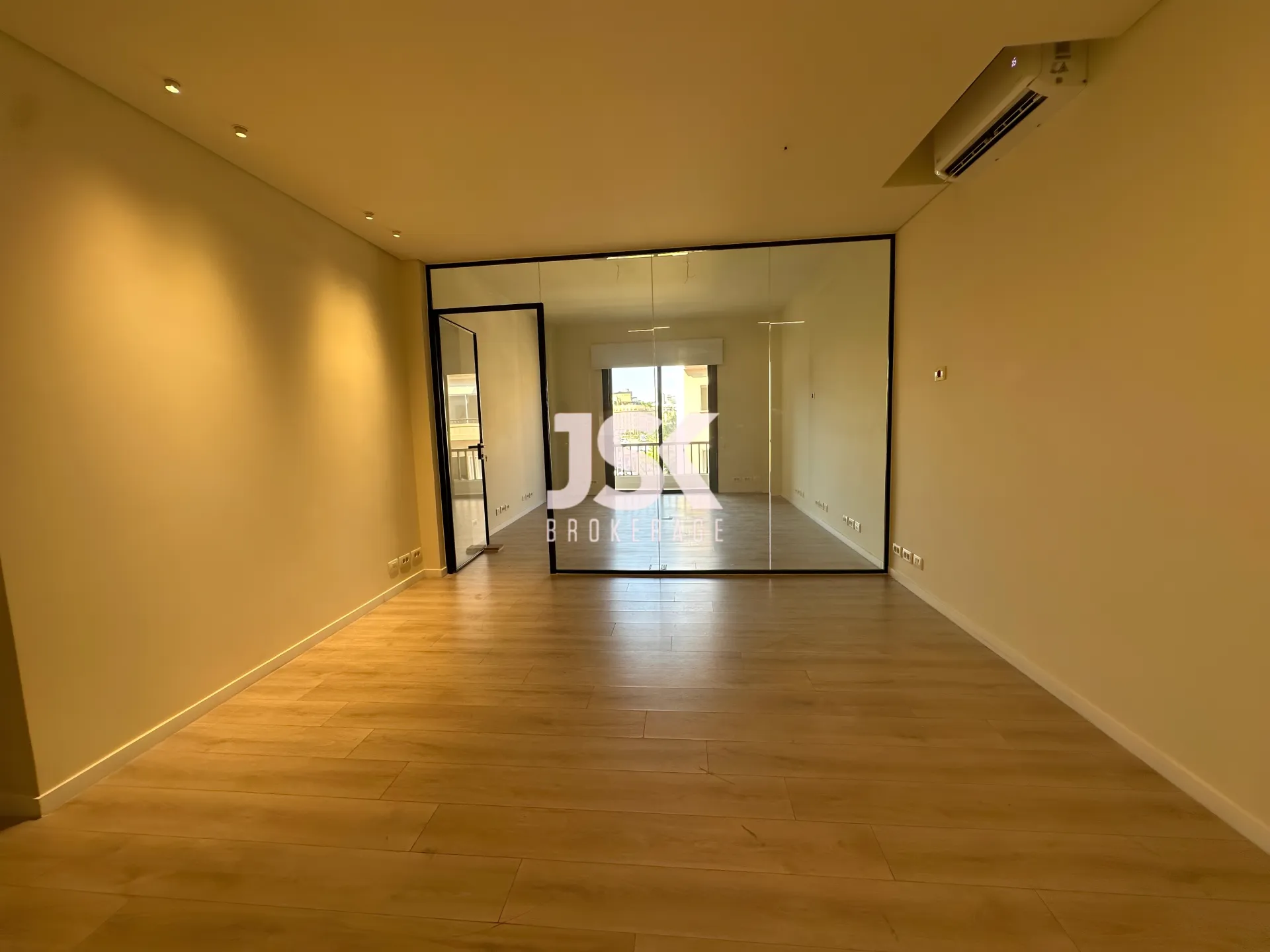 Office for Rent in Saifi Village