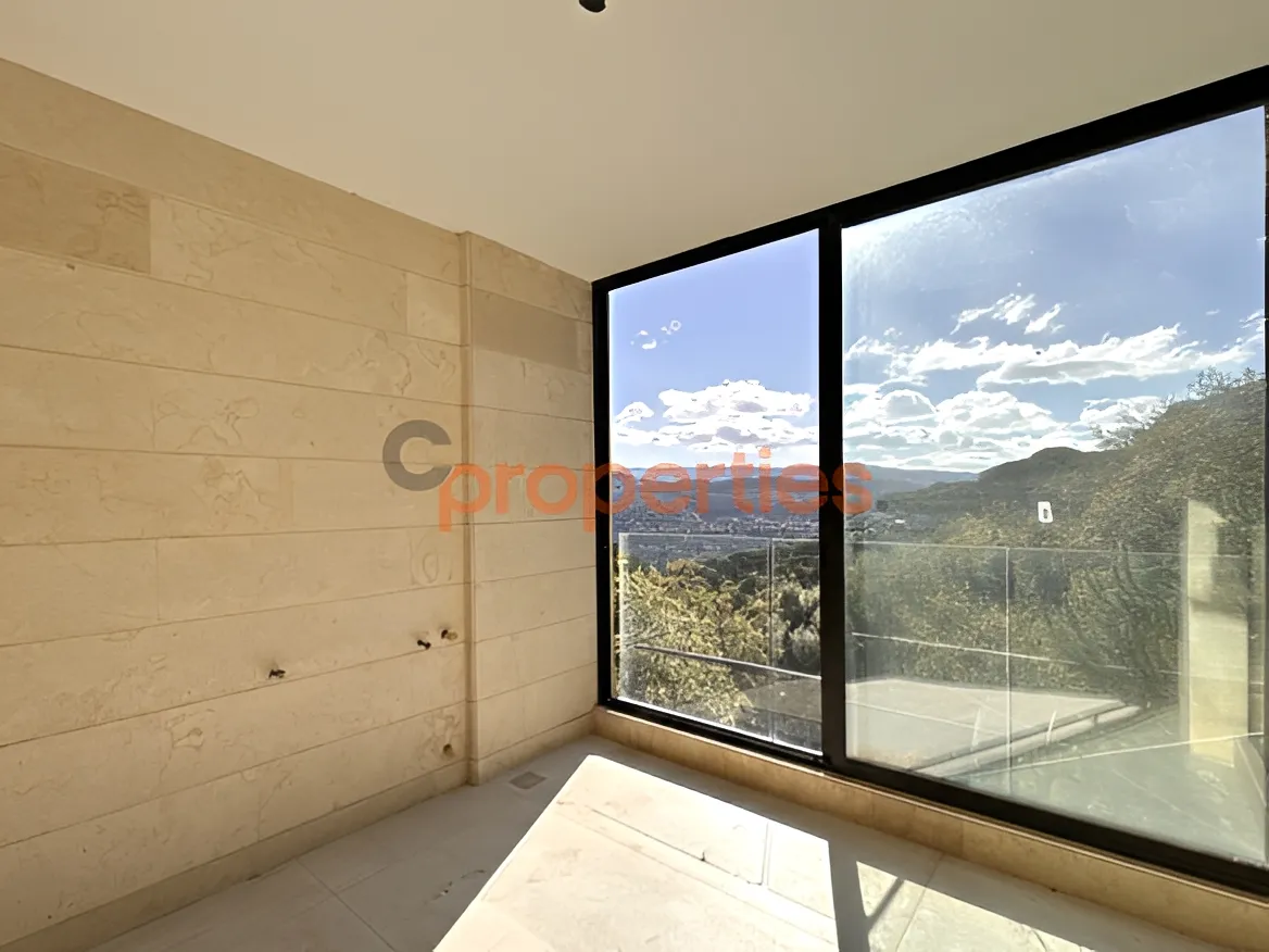 Apartment for Sale in Broummana - 3 bed, 3 bath