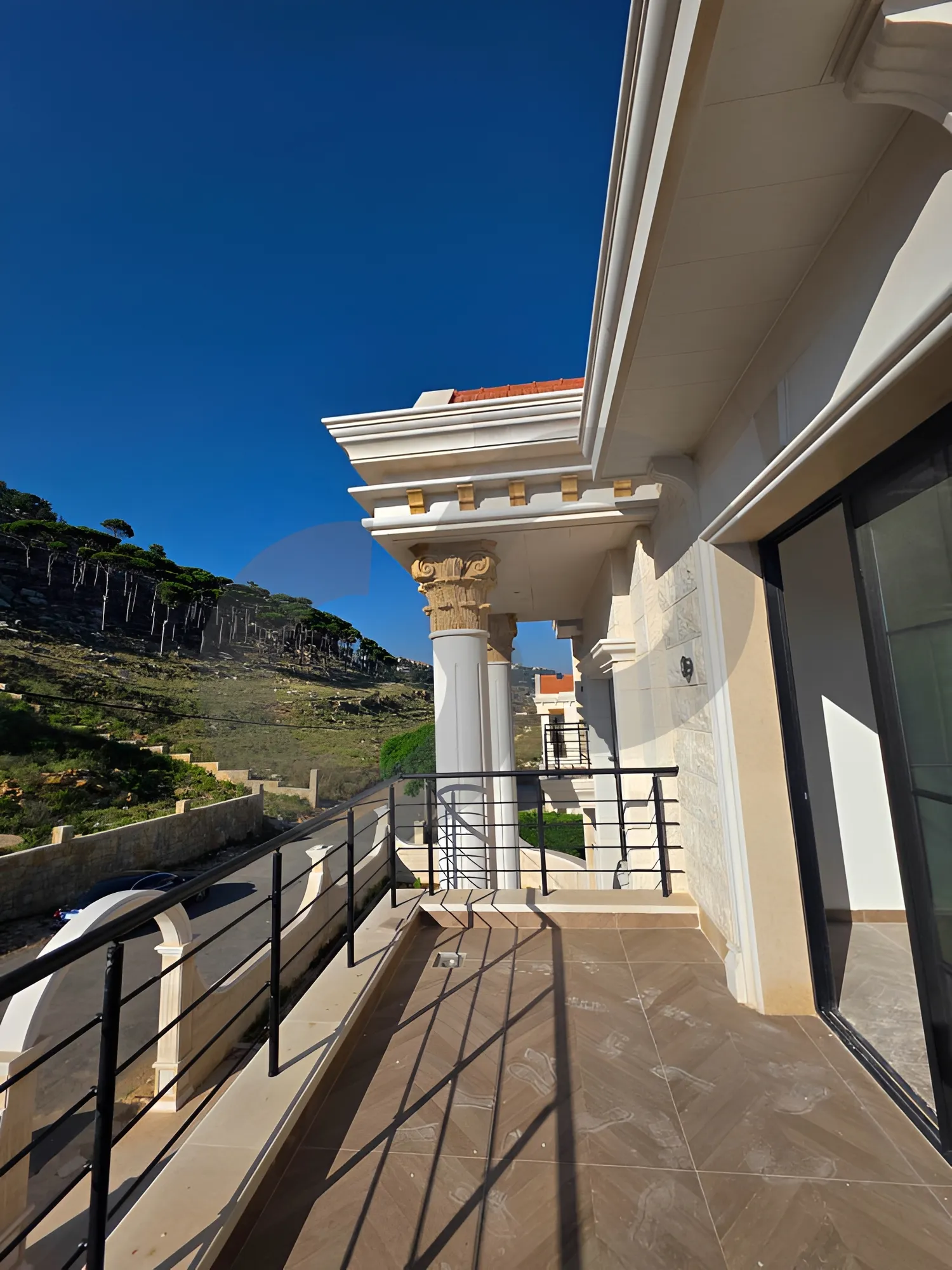 Villa for Sale in Souq El Gharb