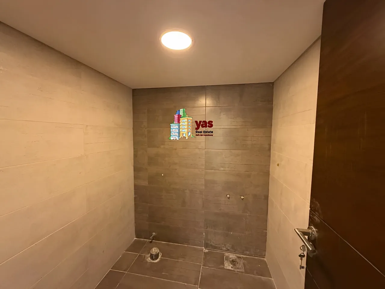 Apartment for Sale in Ballouneh