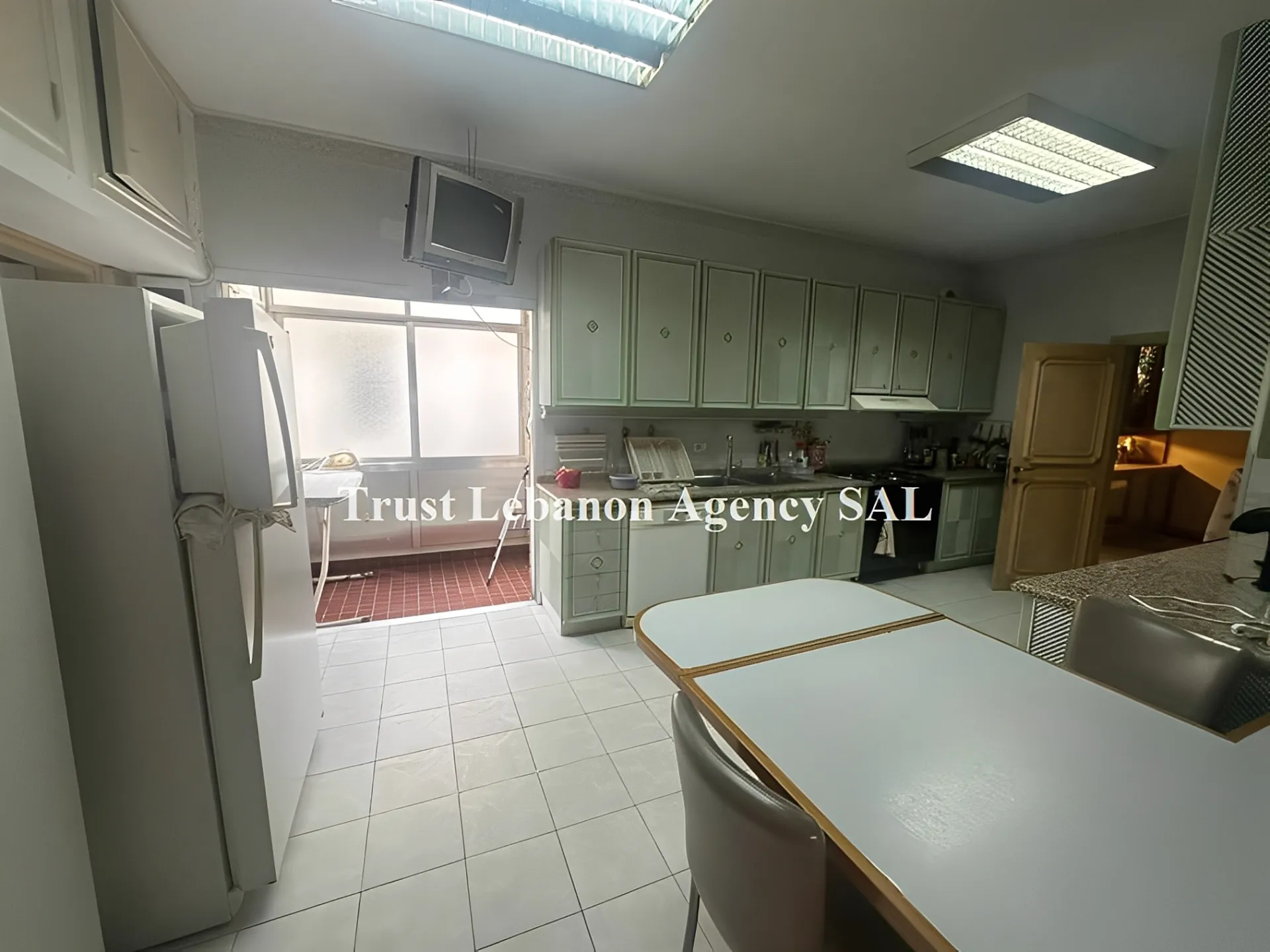 Apartment for Sale in Metn, Ain saade, Lebanon - 4 bed, 5 bath