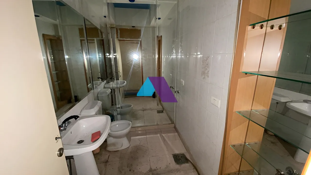Office for Sale in Daoura