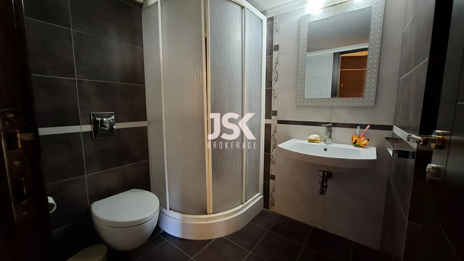 Apartment for Sale in Gharfine