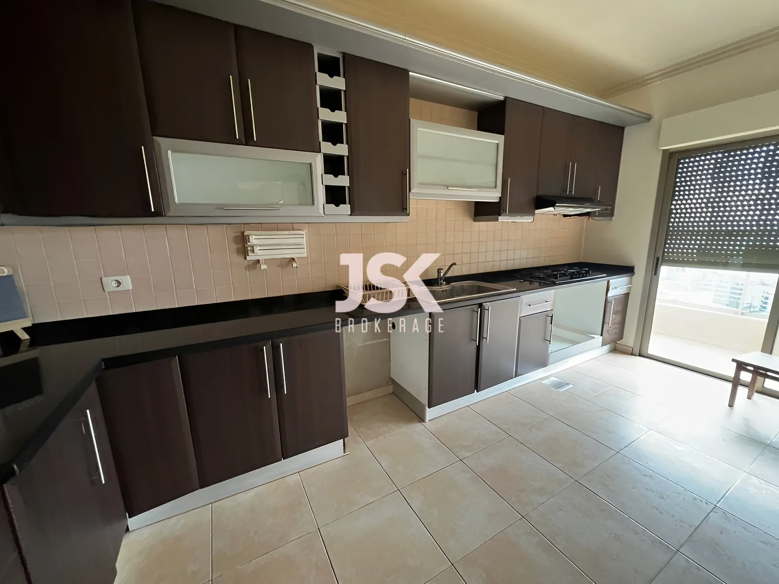 Apartment for Rent in Kfar Hbab - 3 bed, 4 bath