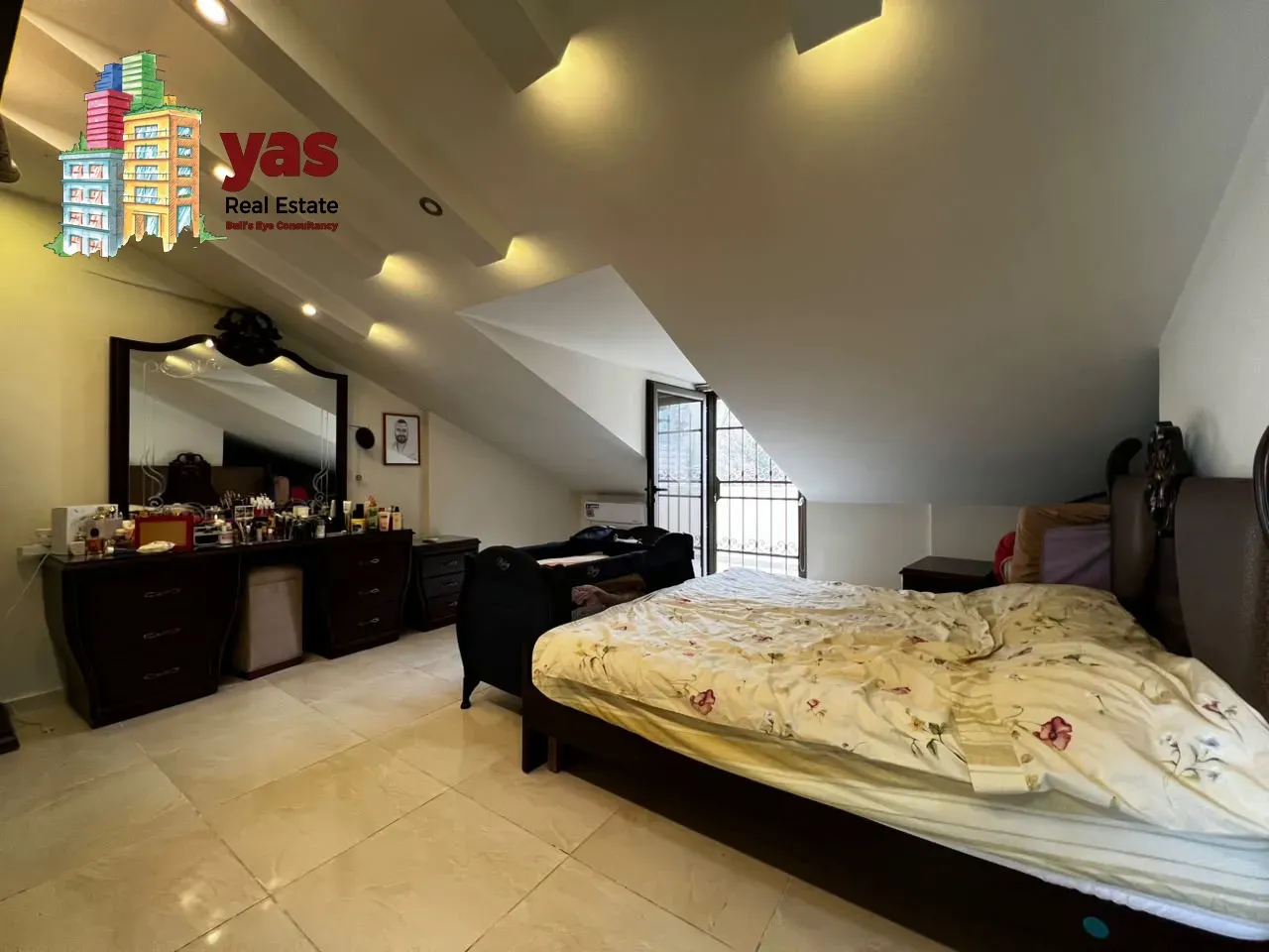 Apartment for Rent in Ballouneh