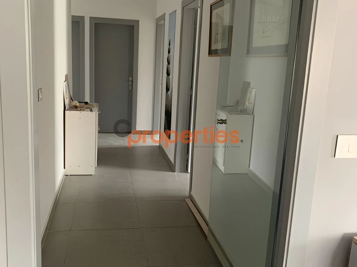 Office for Rent in Jal El Dib