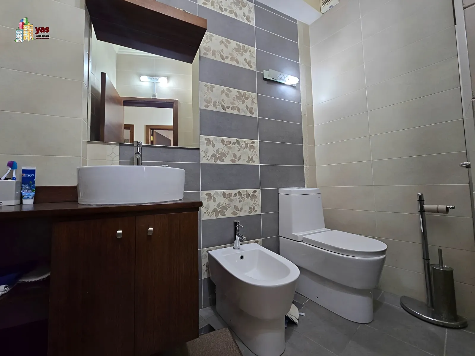 Chalet for Sale in Faytroun - 2 bed, 2 bath