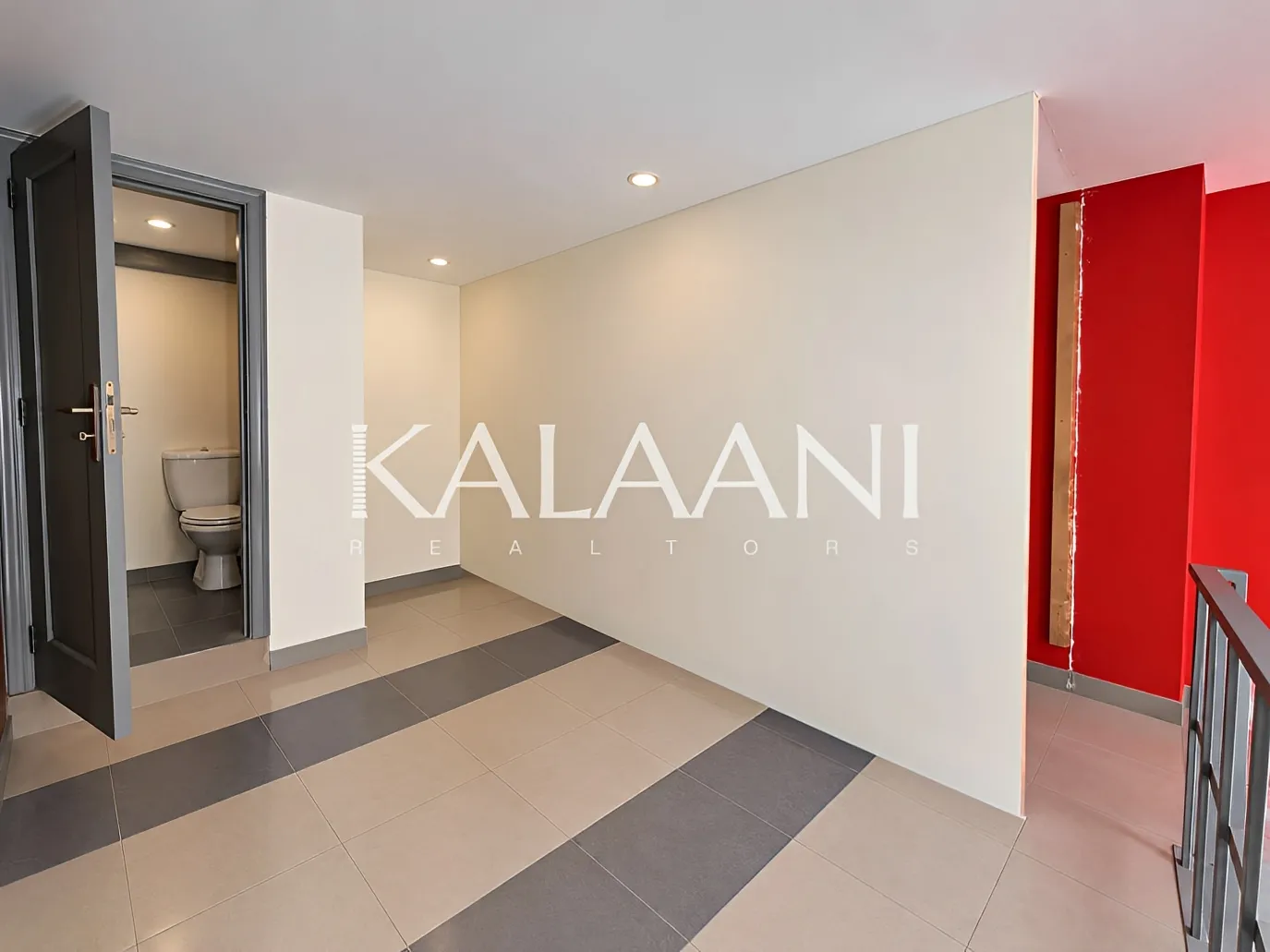 Shop for rent in Jdeideh