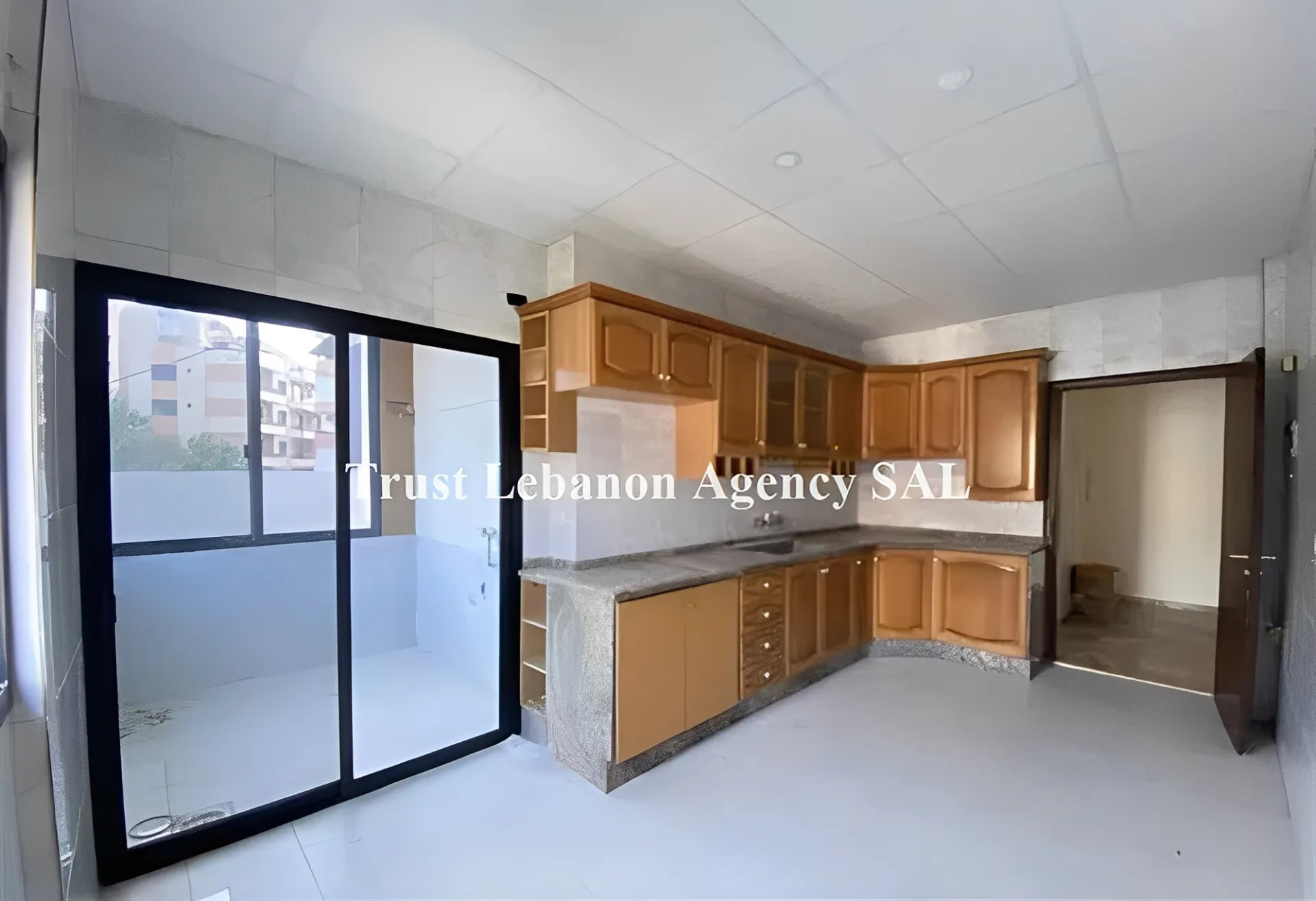 Apartment for Sale in Choueifat, Al Aamroussieh